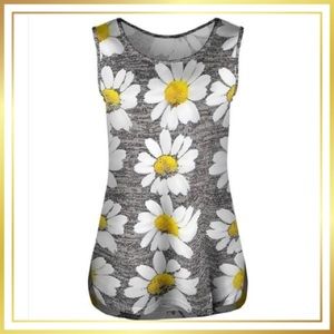 Women’s Gray & White Daisies Curved-Hem Tank